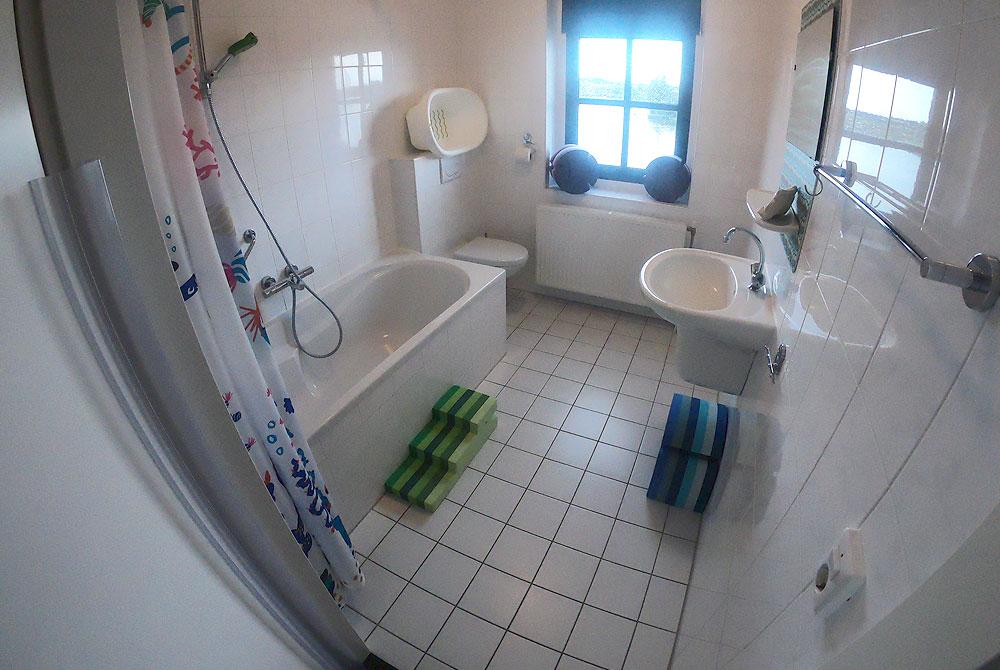 Badkamer in de woning, Landal Esonstad