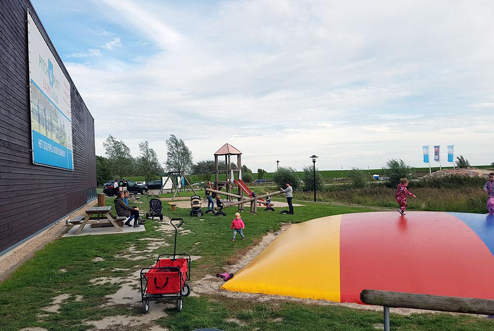 Kinderen spelen op Landal Esonstad