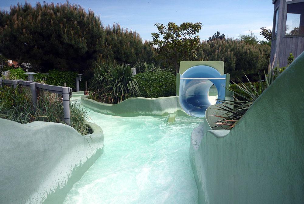 Wildwaterbaan in het Aqua Mundo zwembad van Center Parcs Port Zélande
