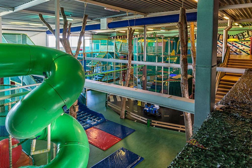 Indoor speelparadijs Speelbos Joure, Friesland