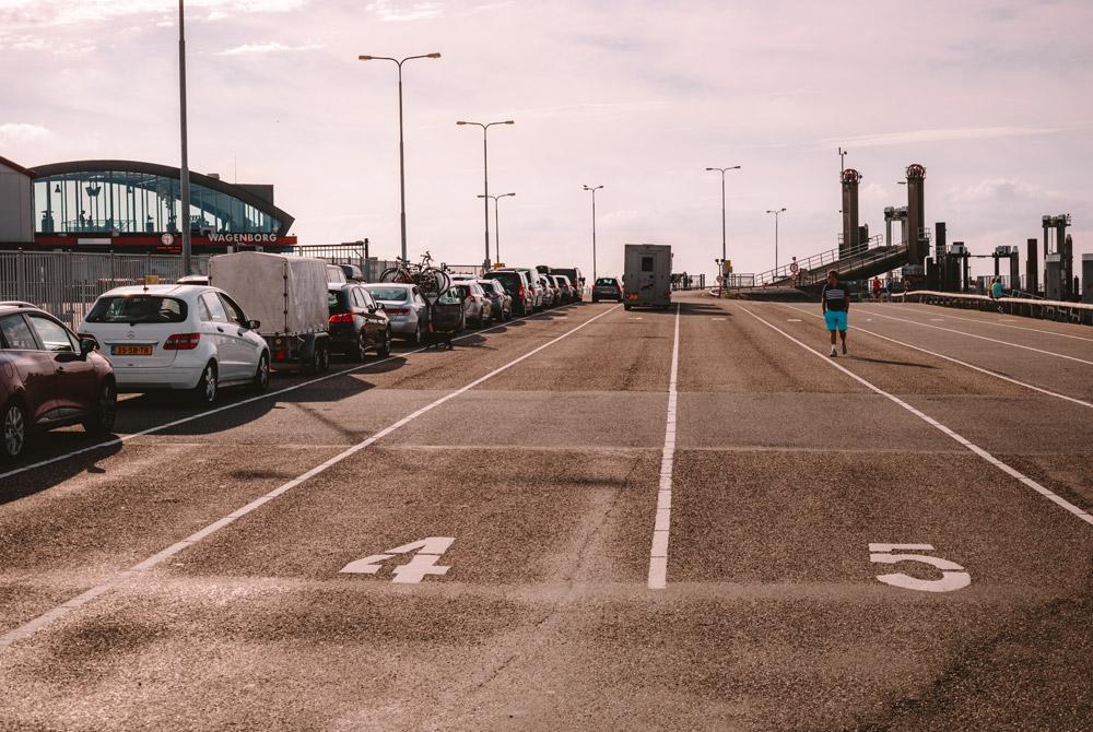 Auto op de boot naar Ameland, Vakantiepark Boomhiemke