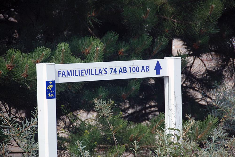 Op weg naar onze villa, Vakantiepark De Krim