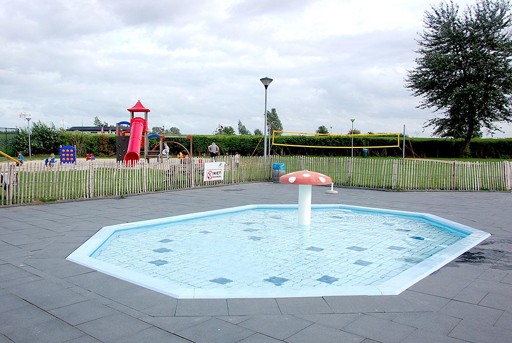 Peuterbadje buiten, Landal Waterparc Veluwemeer
