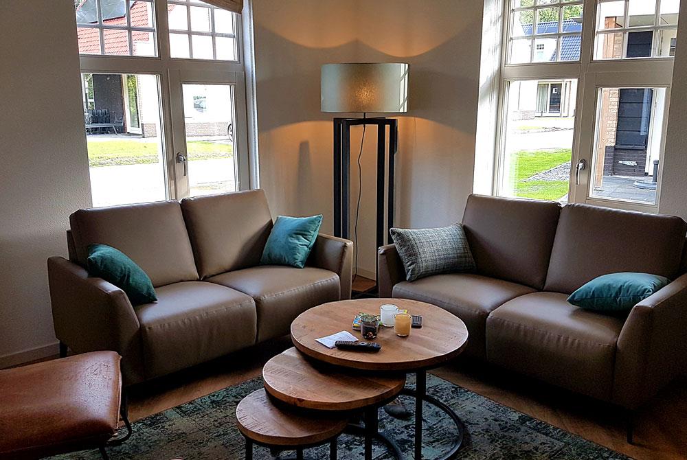Zithoek in de woonkamer, Landal Kaatsheuvel