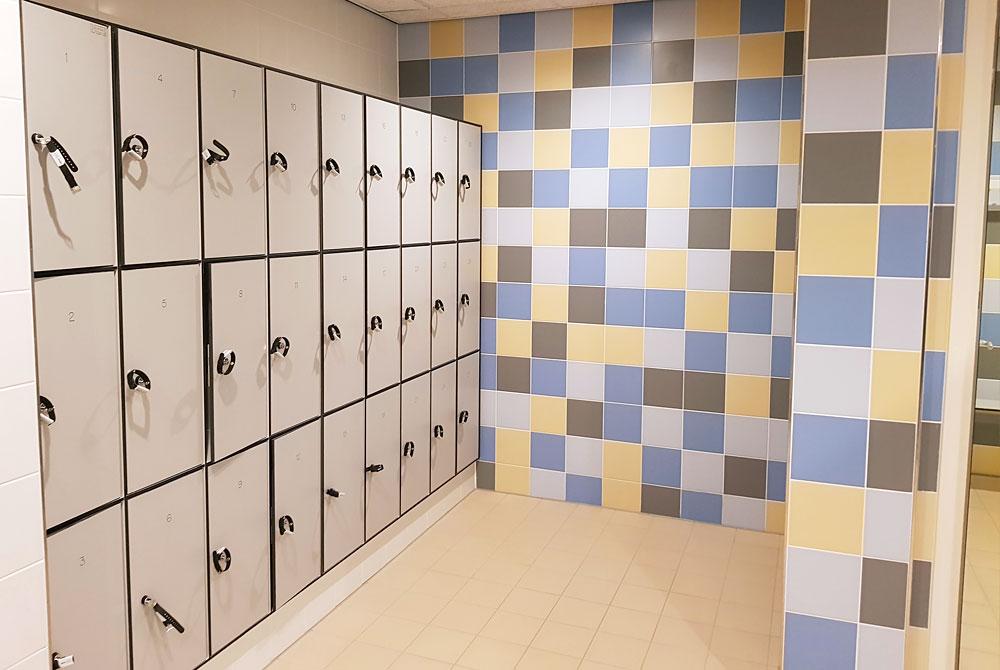 Kluisjes in het zwembad, Landal Kaatsheuvel