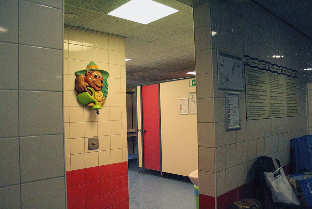 Omkleedhokjes, Landal Landgoed De Hellendoornse Berg zwembad