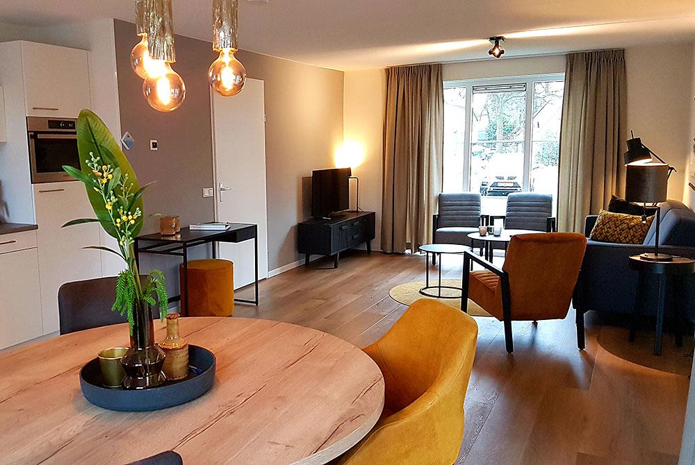 Woonkamer in de bungalow, Landal De Vers