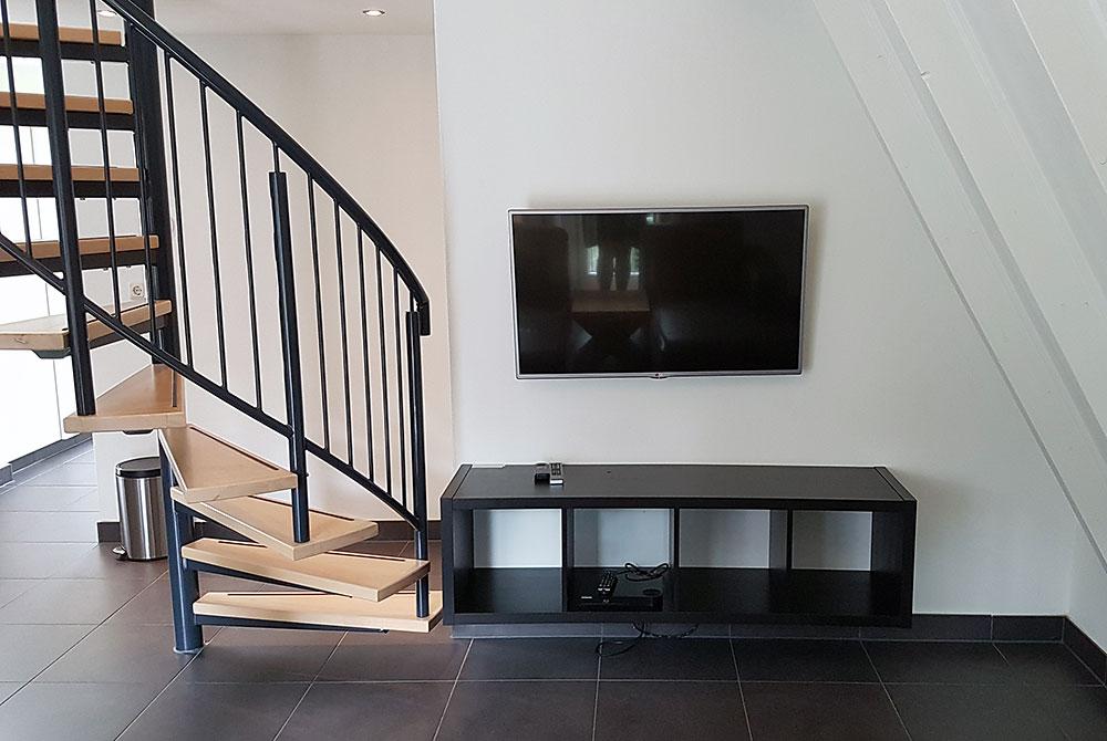 TV in het huisje, Hof van Salland