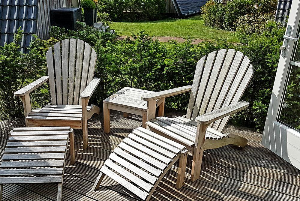 Stoelen op het terras, Hof van Salland villa