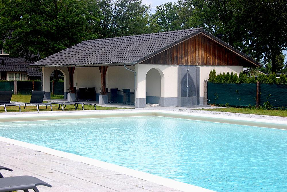 Zwembad Hof van Salland