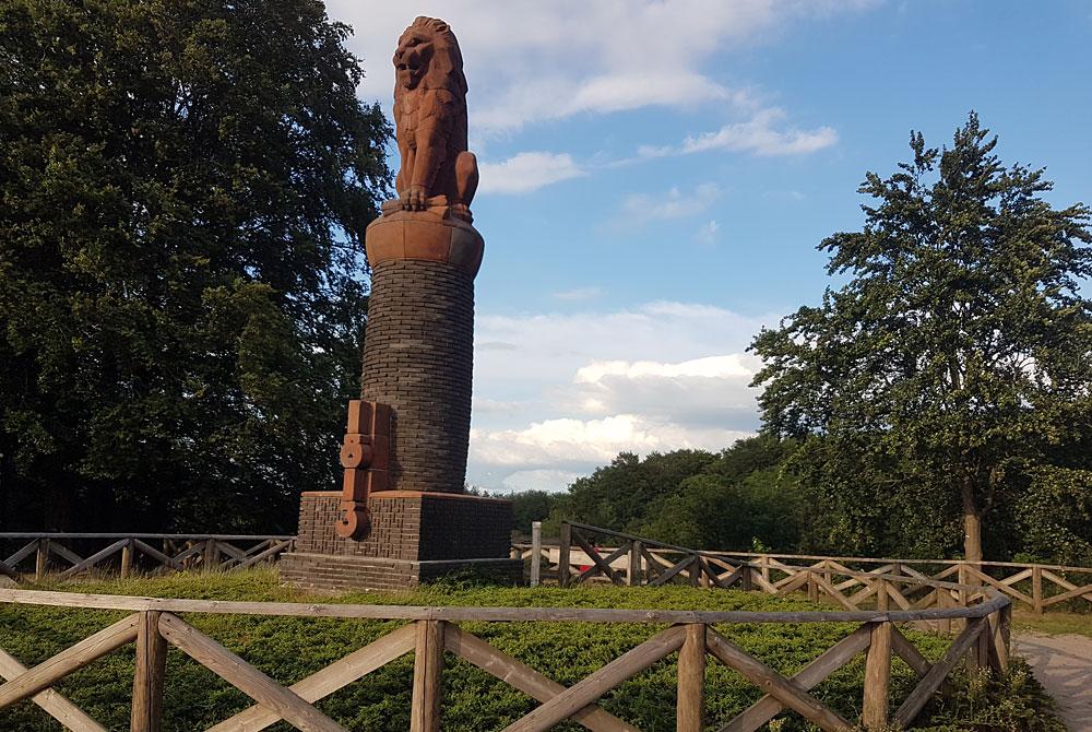 Park 1813 op de Lemelerberg, Hof van Salland