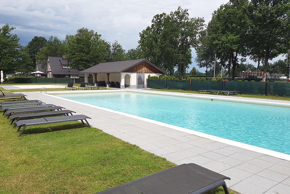 Zwembad Hof van Salland