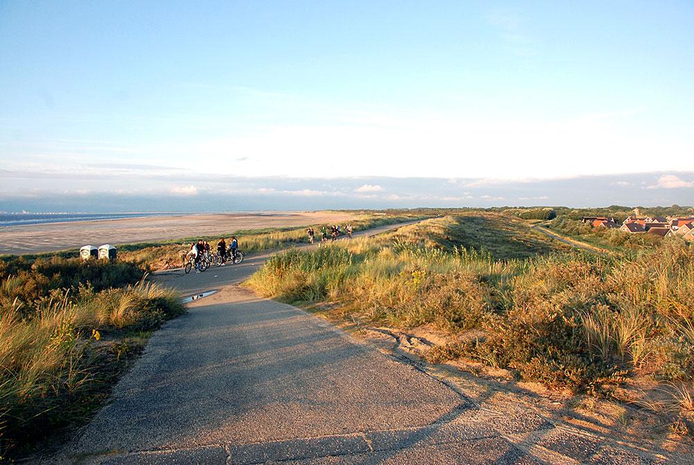 Strand om de hoek, Landal Strand Resort Ouddorp Duin