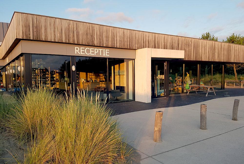 Receptie, Landal Strand Resort Ouddorp Duin