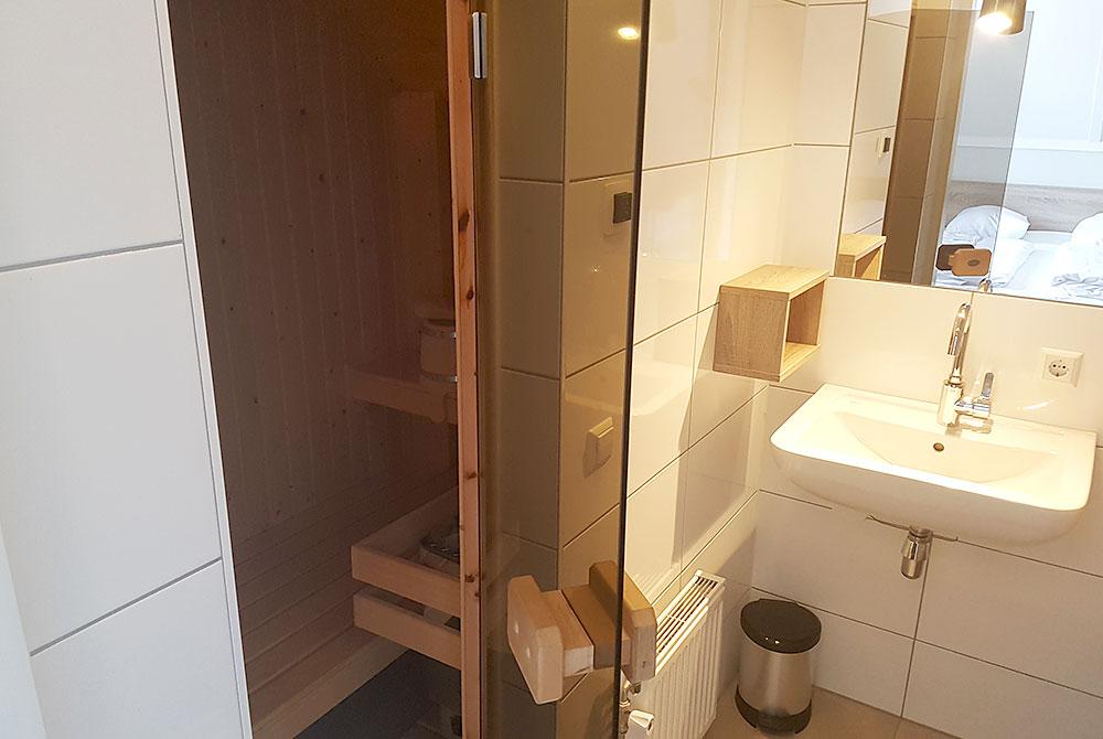 Sauna in de villa, Landal Strand Resort Ouddorp Duin