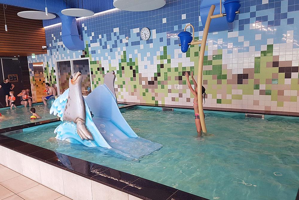Zwembad, Landal Strand Resort Ouddorp Duin