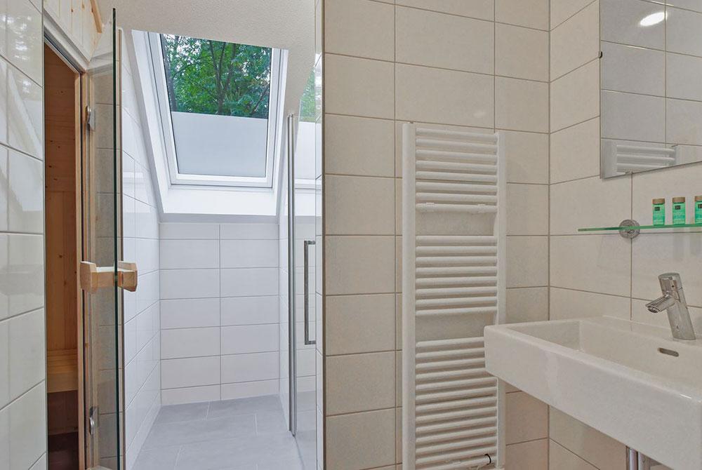 Badkamer van de 12-persoonsbungalow 12L, Landal Rabbit Hill