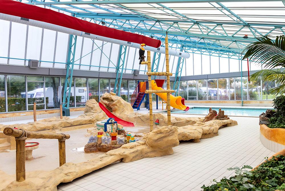 Peuterbad, Vakantiepark Ackersate