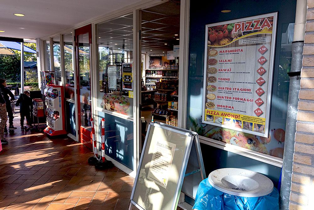 Supermarkt op het park, Ackersate