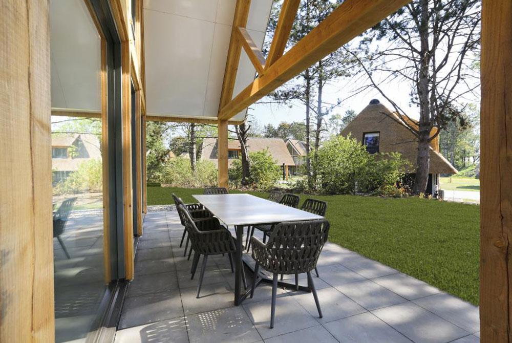 Landal PUUR Exloo villa met terras