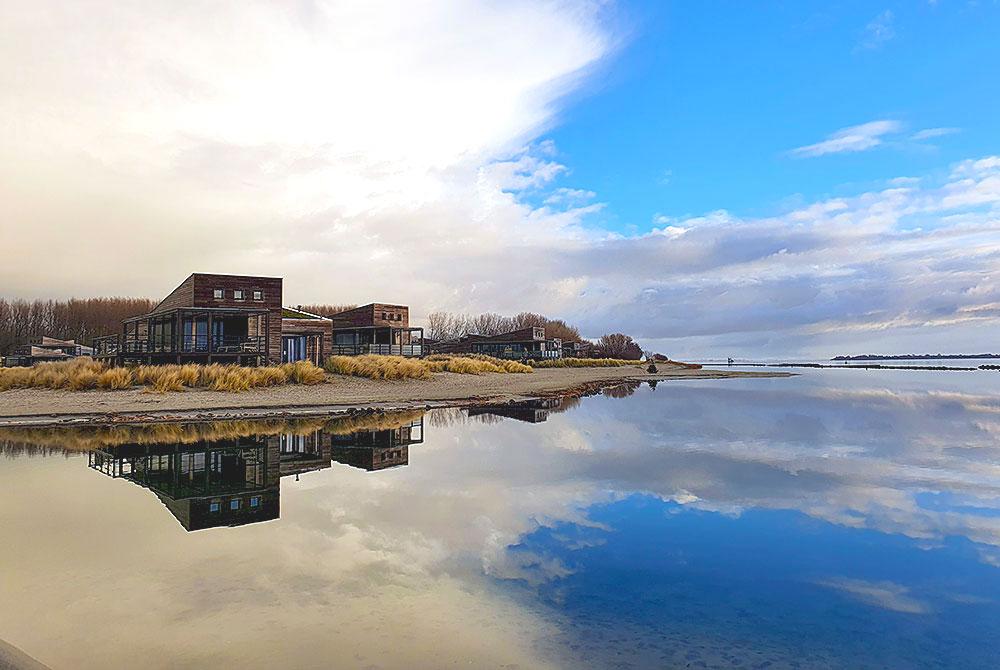 Oasis Punt-West Hotel & Beach Resort 