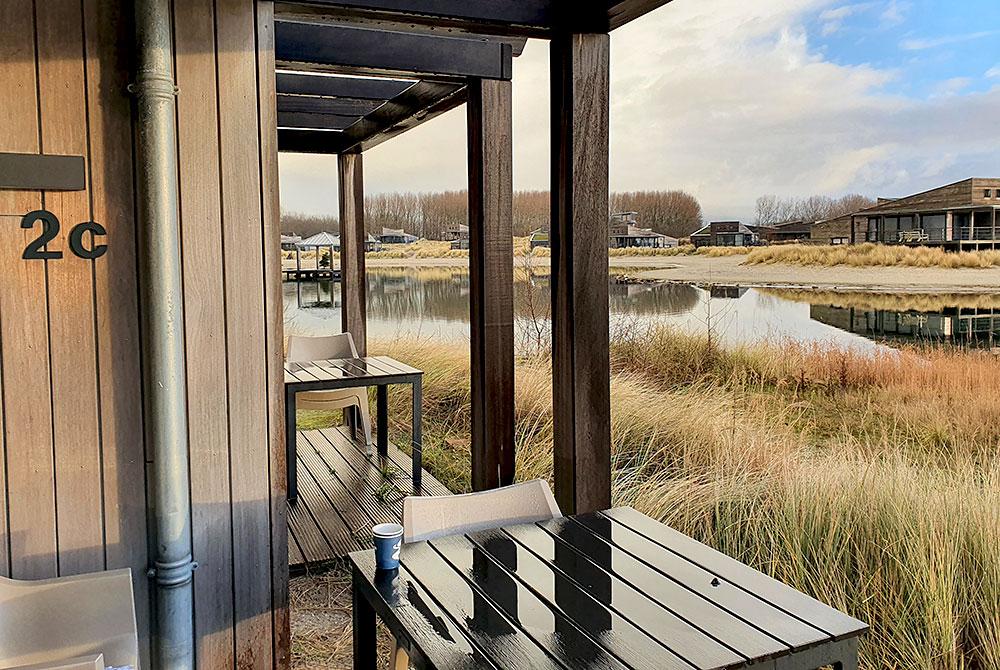 Hotel, Oasis Punt-West
