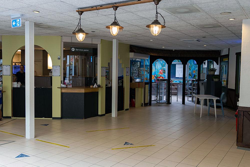 inchecken, Roompot Vakantiepark Hunzedal