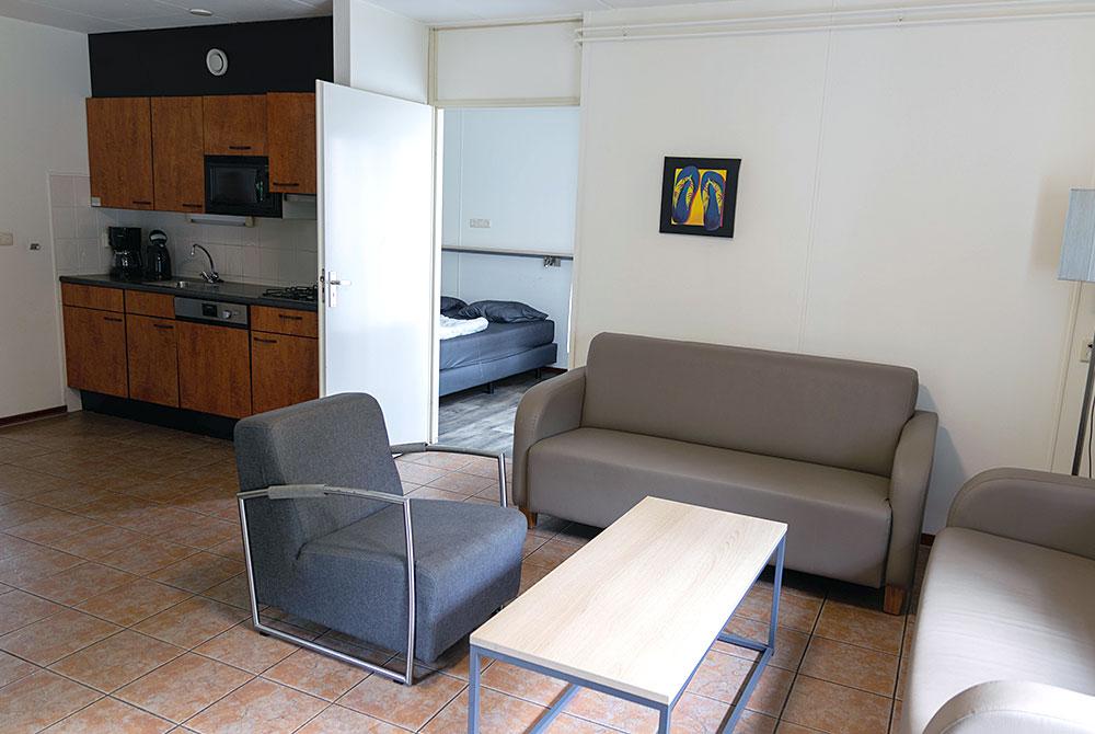 Zithoek in de bungalow, Roompot Vakantiepark Hunzedal