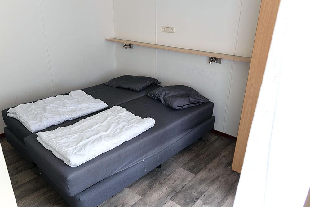 Slaapkamer, Roompot Vakantiepark Hunzedal