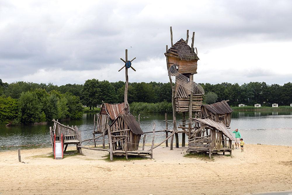 speeltuin, Roompot Vakantiepark Hunzedal