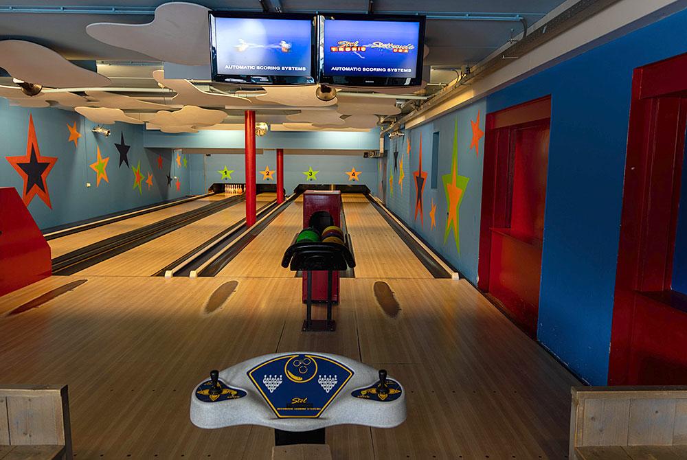 Bowlen, Roompot Vakantiepark Hunzedal