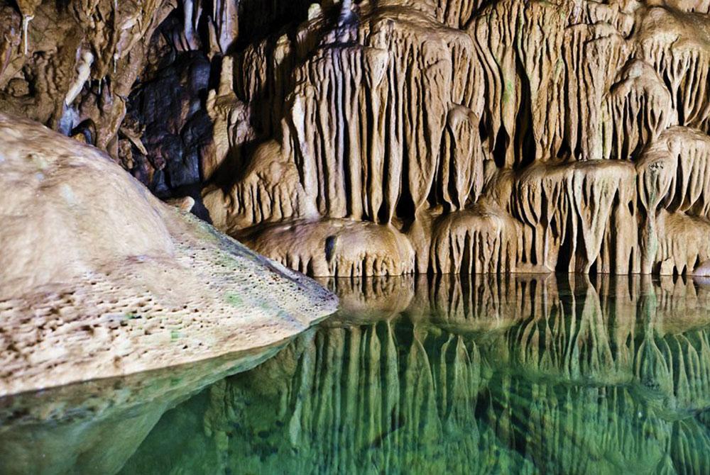 De Attahöhle, mooiste plekken Sauerland