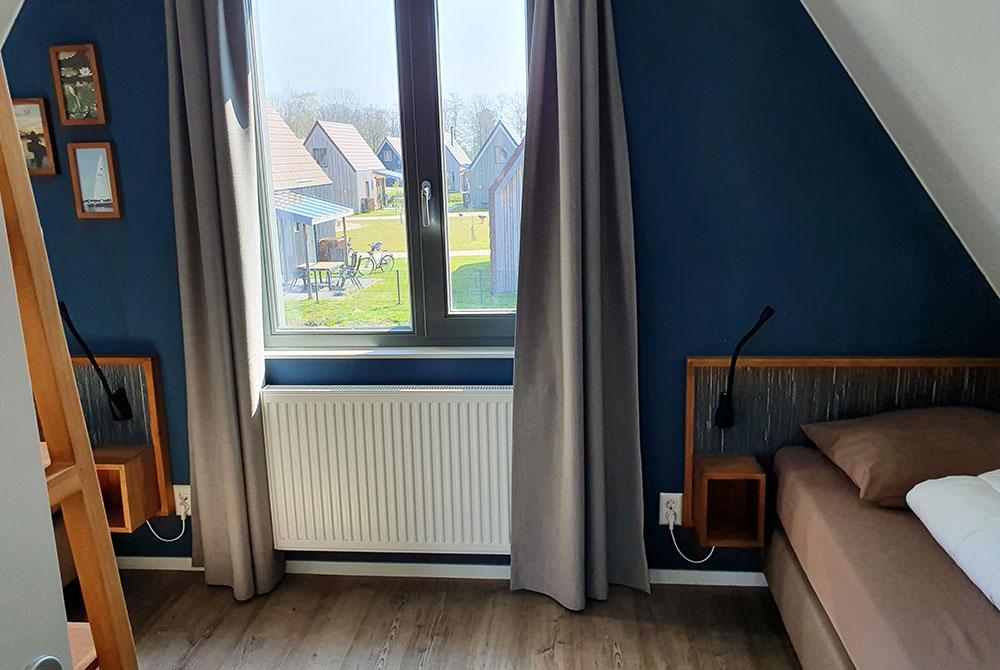Slaapkamer in de 4-persoons waterwoning 4C2, review