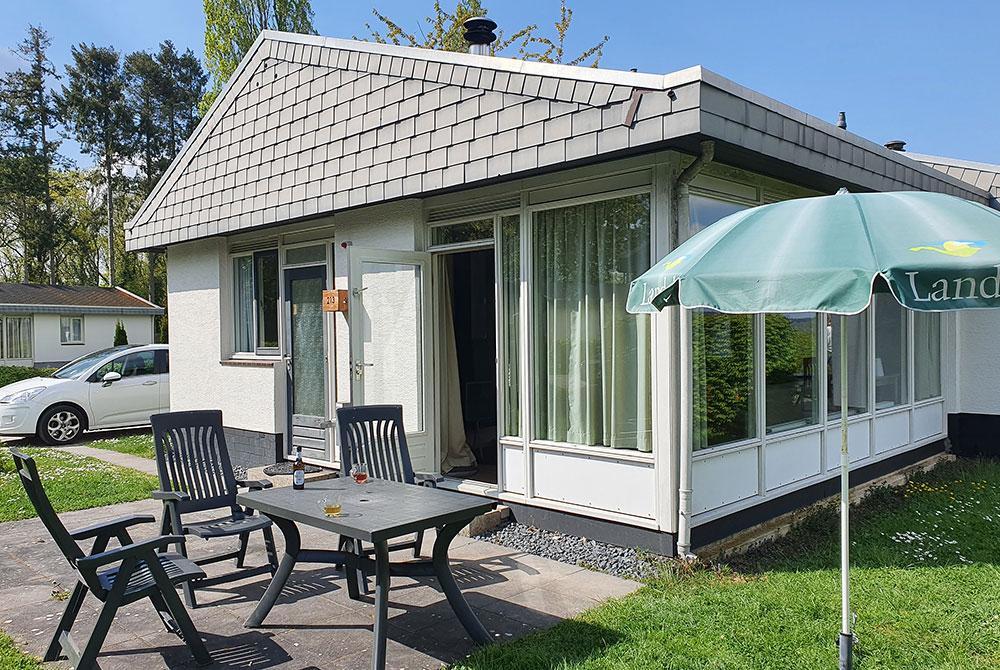 Terras bij de bungalow, Landal Mont Royal review