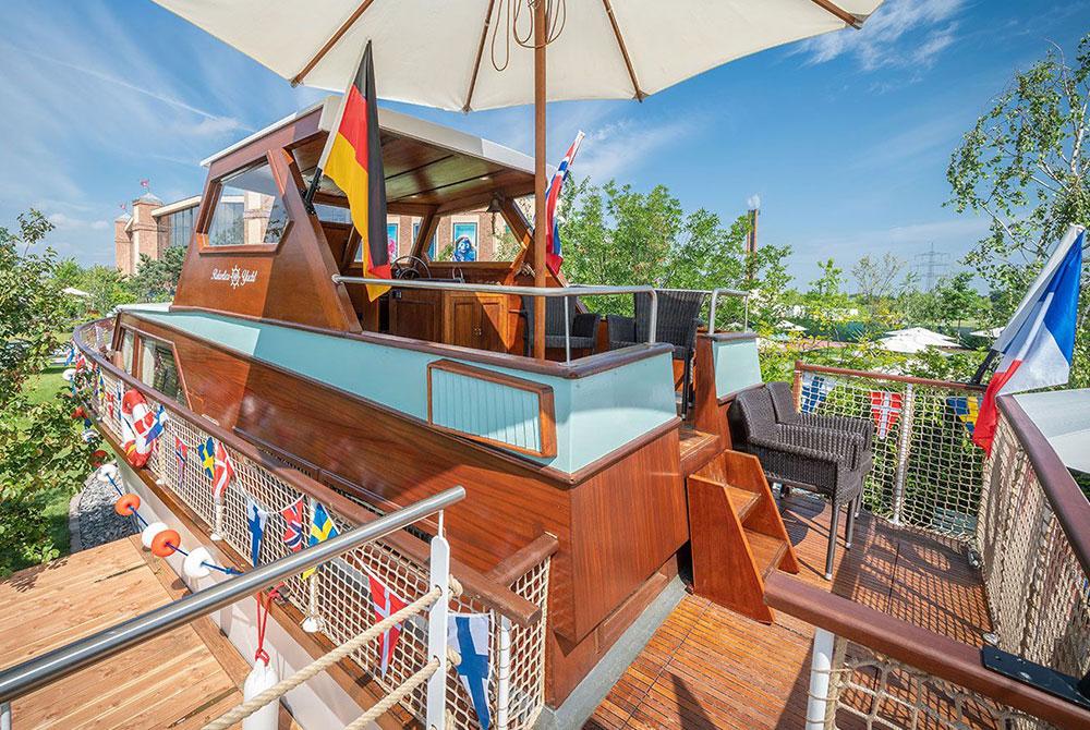 Rulantica VIP Yacht 