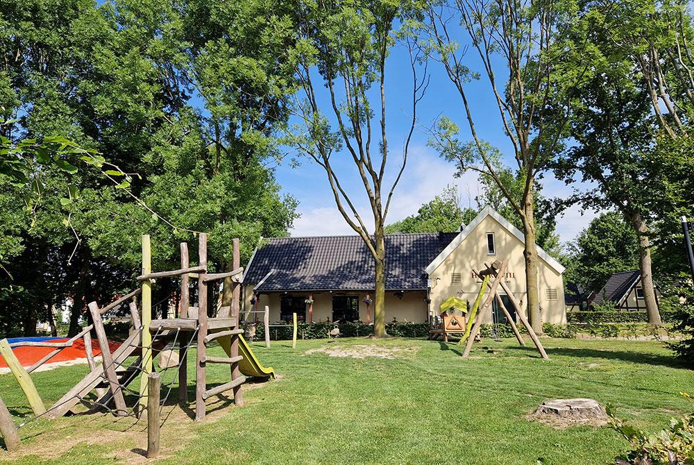 Speeltuin, Vakantievilla's De Waufsberg