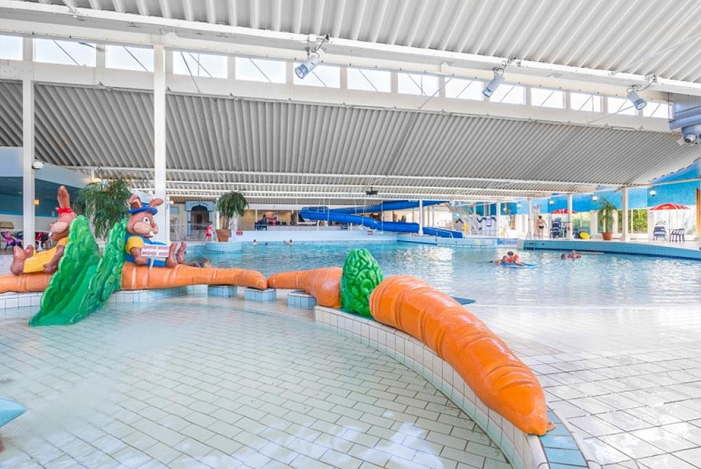 Roompot Beach Resort, vakantiepark met mooiste zwembad