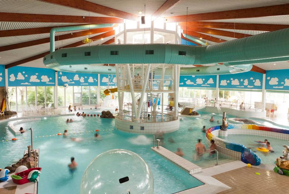 Roompot Hof Domburg, vakantiepark met mooiste zwembad