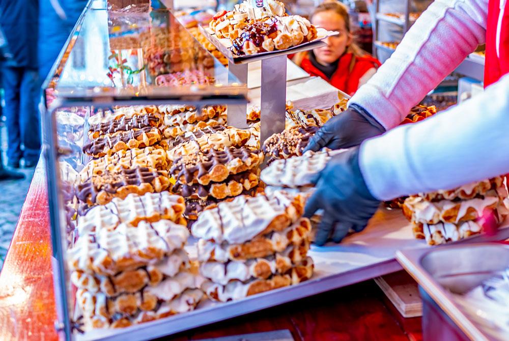 Kerstmarkt tijdens Magisch Maastricht Vrijthof