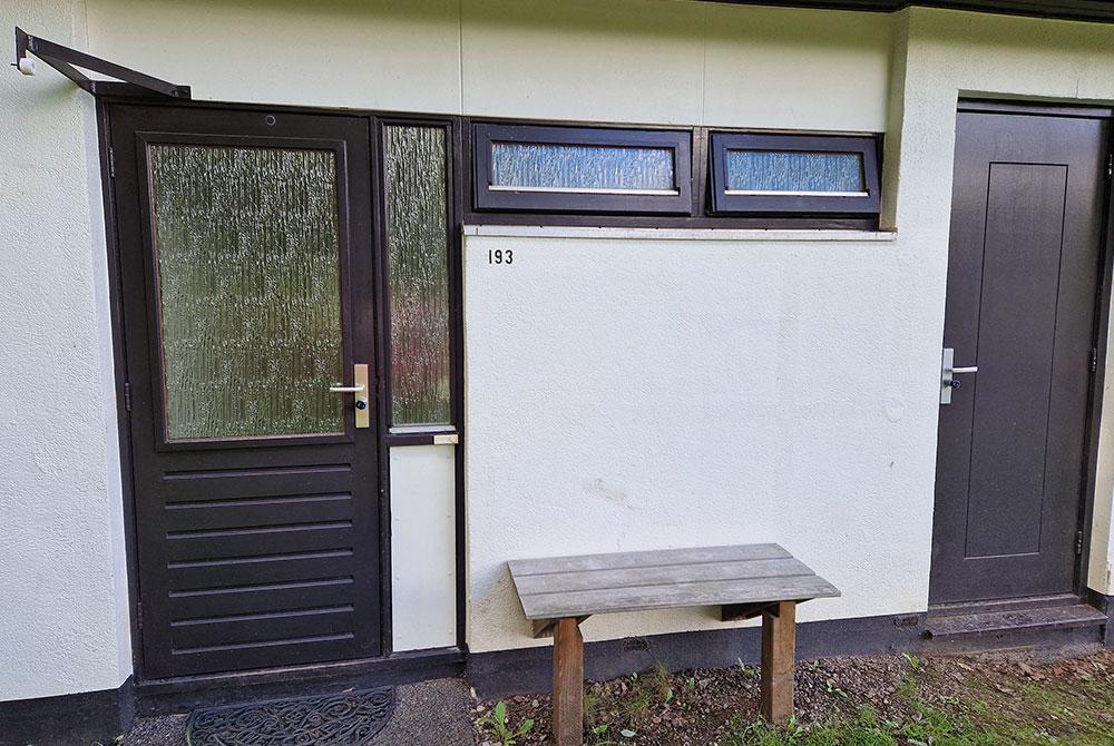Voordeur van de bungalow, Landal Wirfttal