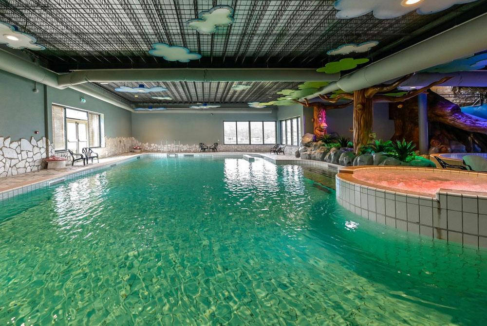 Vakantiepark BreeBronne, Vakantiepark Limburg met zwembad