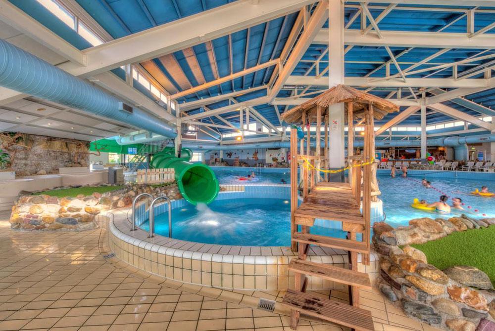 Vakantiepark Weerterbergen, Vakantiepark Limburg met zwembad