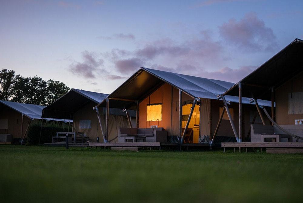 Recreatiepark De Boshoek, Luxe camping Nederland