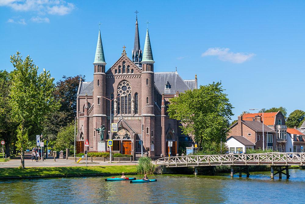 De Sint-Josephkerk, bezienswaardigheden Alkmaar