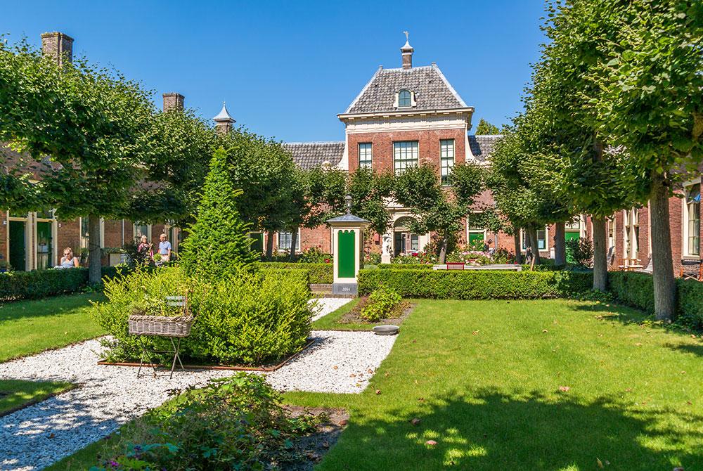 Hofje in Alkmaar, bezienswaardigheden Alkmaar