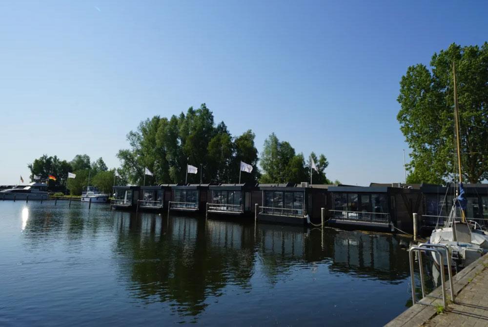 Waterlodge, bijzonder overnachten Nederland