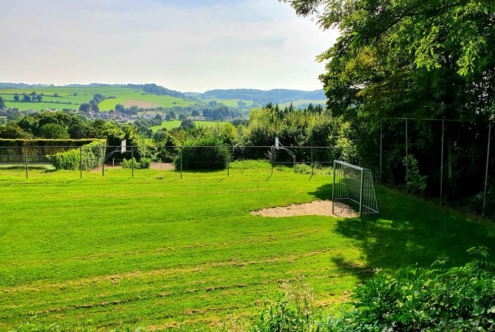 Voetbalveldje, Bungalowpark Schin op Geul review