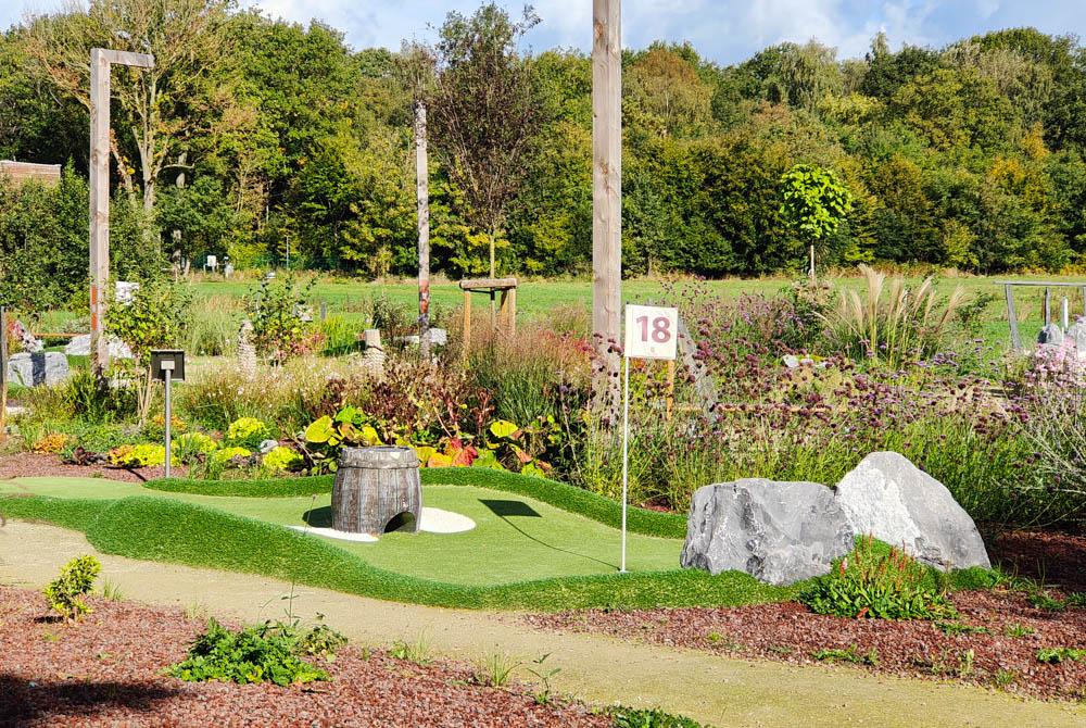 Minigolf, Landal Forest Resort Your Nature review