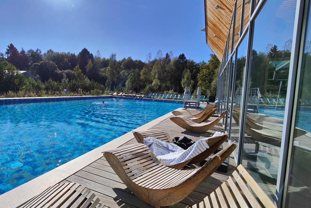 Zwembad op Your Nature resort