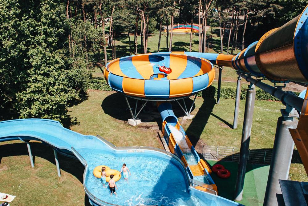Park Bosbad Hoeven, Vakantiepark Noord-Brabant met zwembad